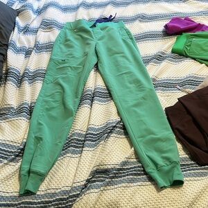 Figs Surgical green Zamora’s